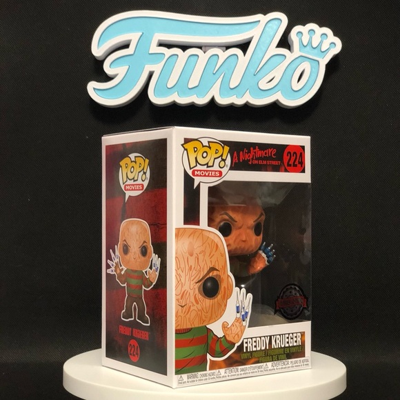 Freddy Krueger with Needle Fingers- 224 (Special Edition)- Mint Condition- Funko - Picture 2 of 8